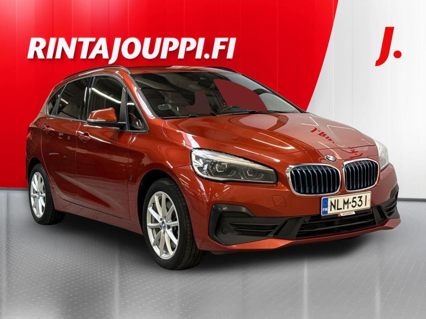 BMW 225