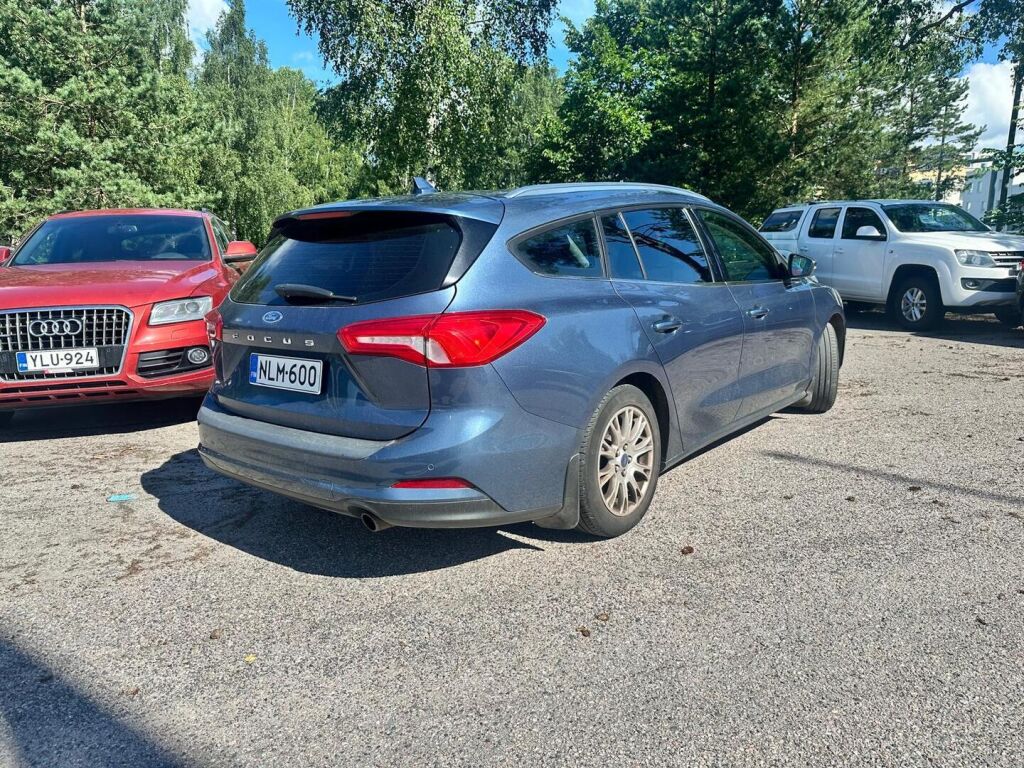 Ford Focus 2019 Sininen