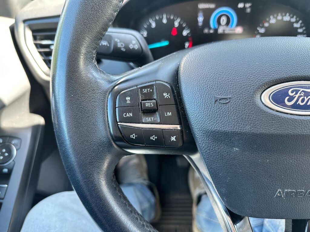 Ford Focus 2019 Sininen