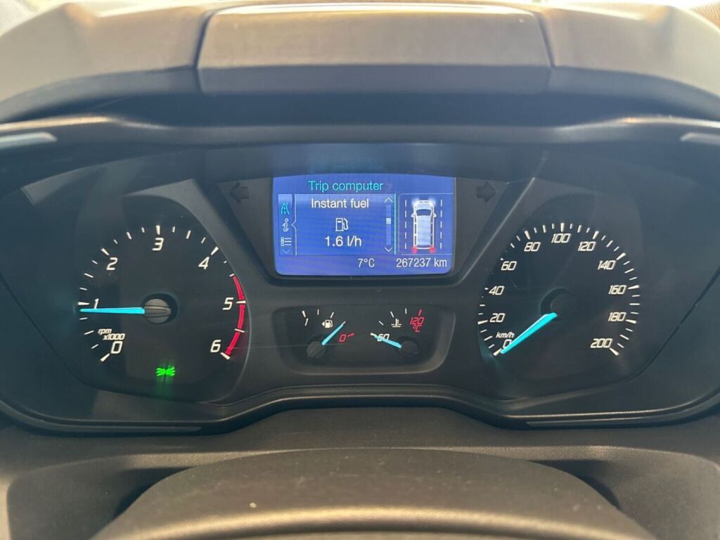 Ford Tourneo 2013 Ruskea (beige)