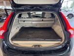 Volvo V60 2015 Musta