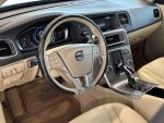 Volvo V60 2015 Musta
