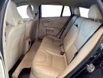 Volvo V60 2015 Musta