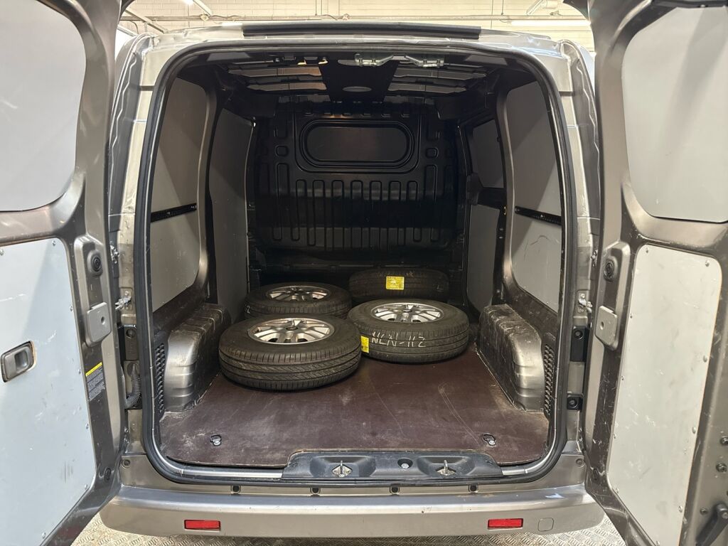 Nissan NV200 2019 Harmaa