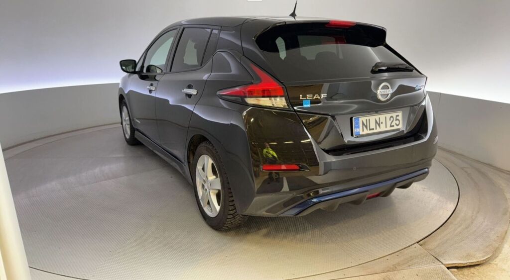 Nissan Leaf 2019 Musta