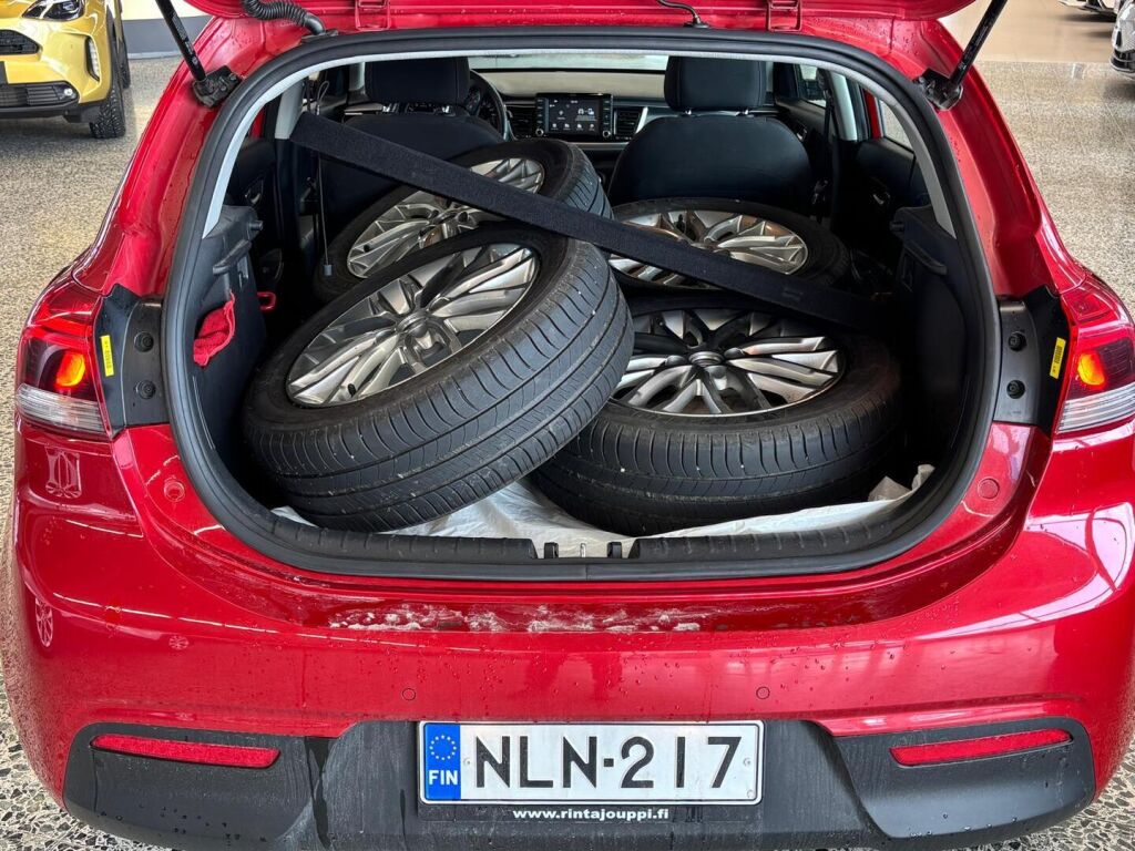 Kia Rio 2019 Punainen