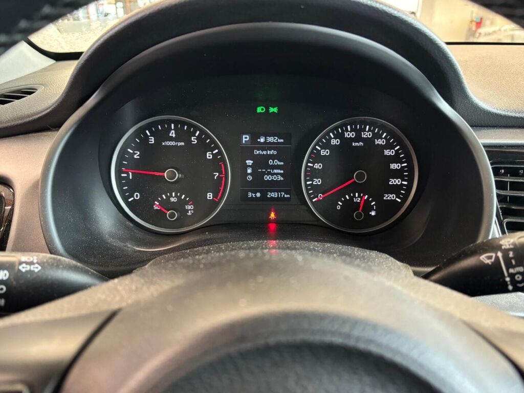 Kia Rio 2019 Punainen