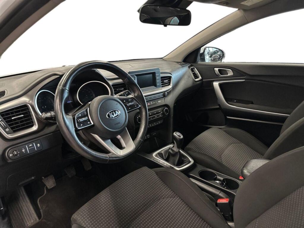 Kia Ceed 2018 Valkoinen