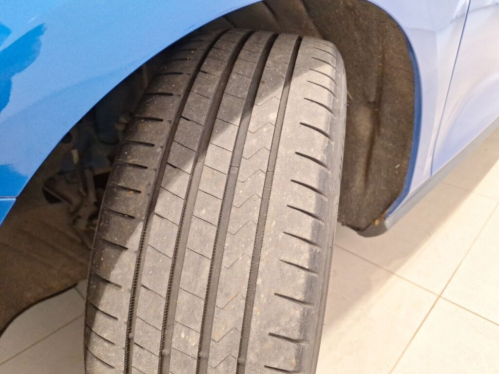 Ford Focus 2019 Sininen