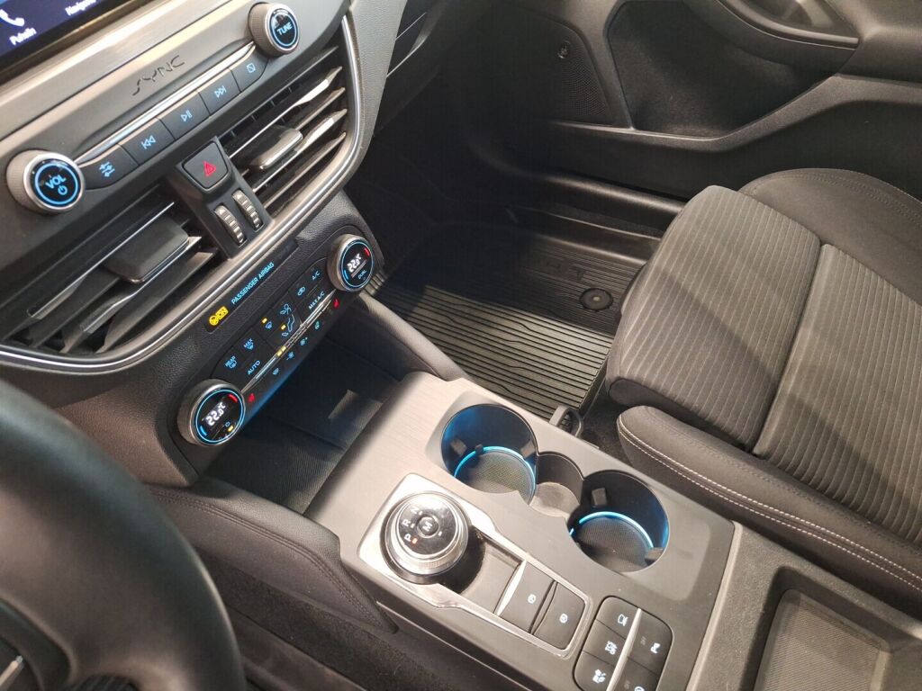 Ford Focus 2019 Sininen