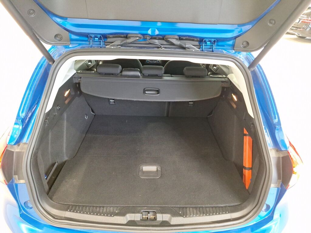 Ford Focus 2019 Sininen