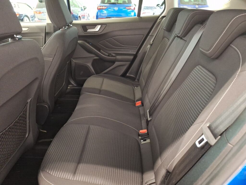 Ford Focus 2019 Sininen