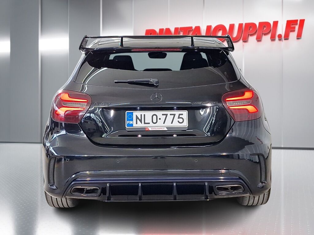 Mercedes-Benz A 2015 Musta