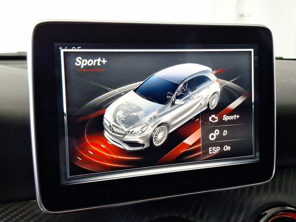 Mercedes-Benz A 2015 Musta