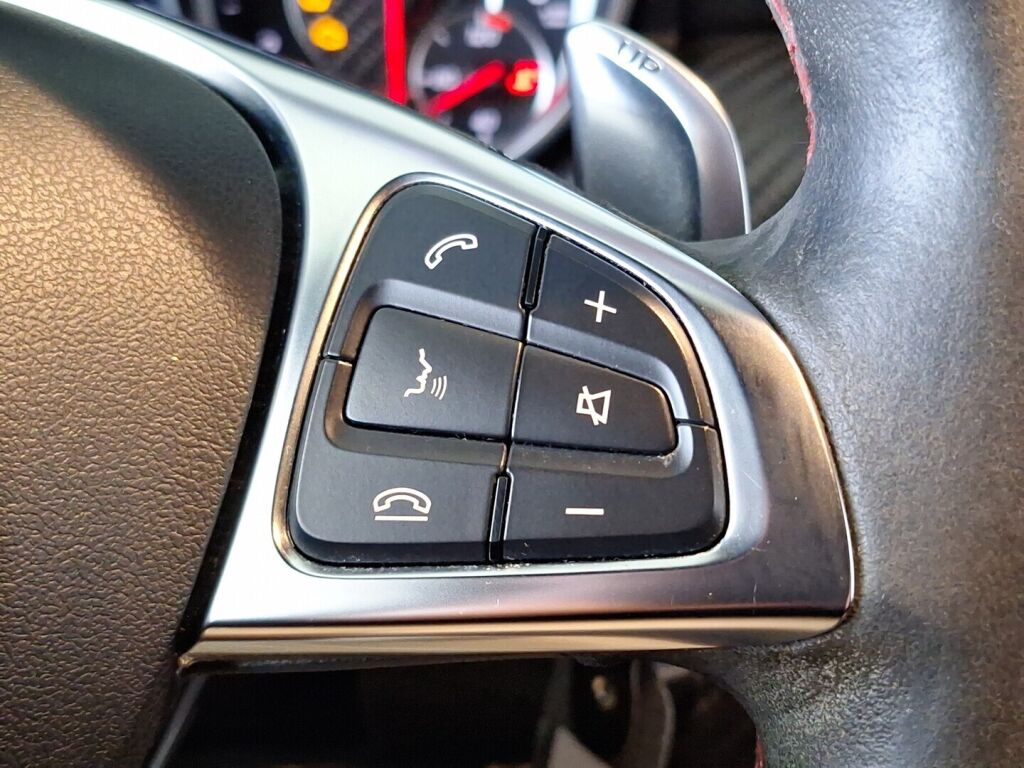 Mercedes-Benz A 2015 Musta