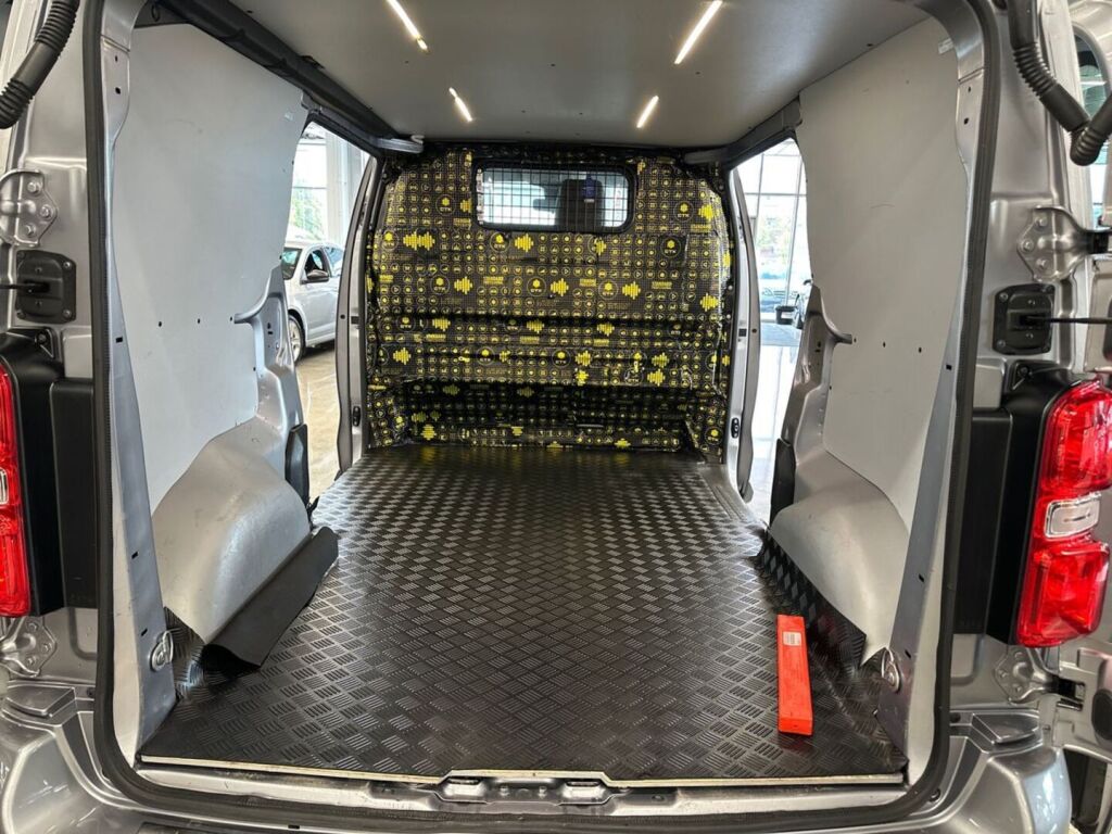 Toyota Proace 2020 Hopea