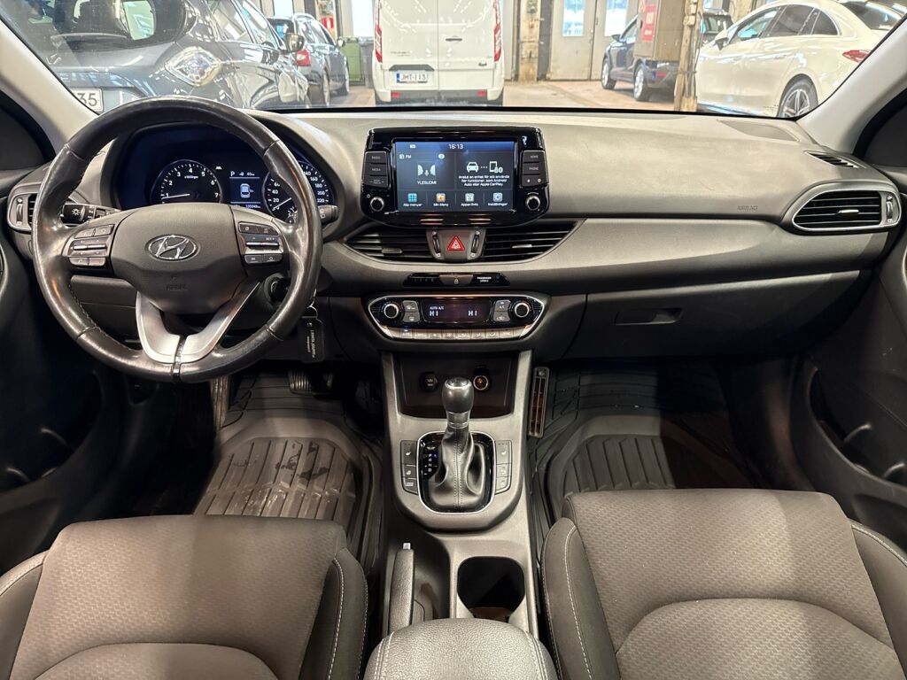 Hyundai i30 Wagon 2019 Valkoinen