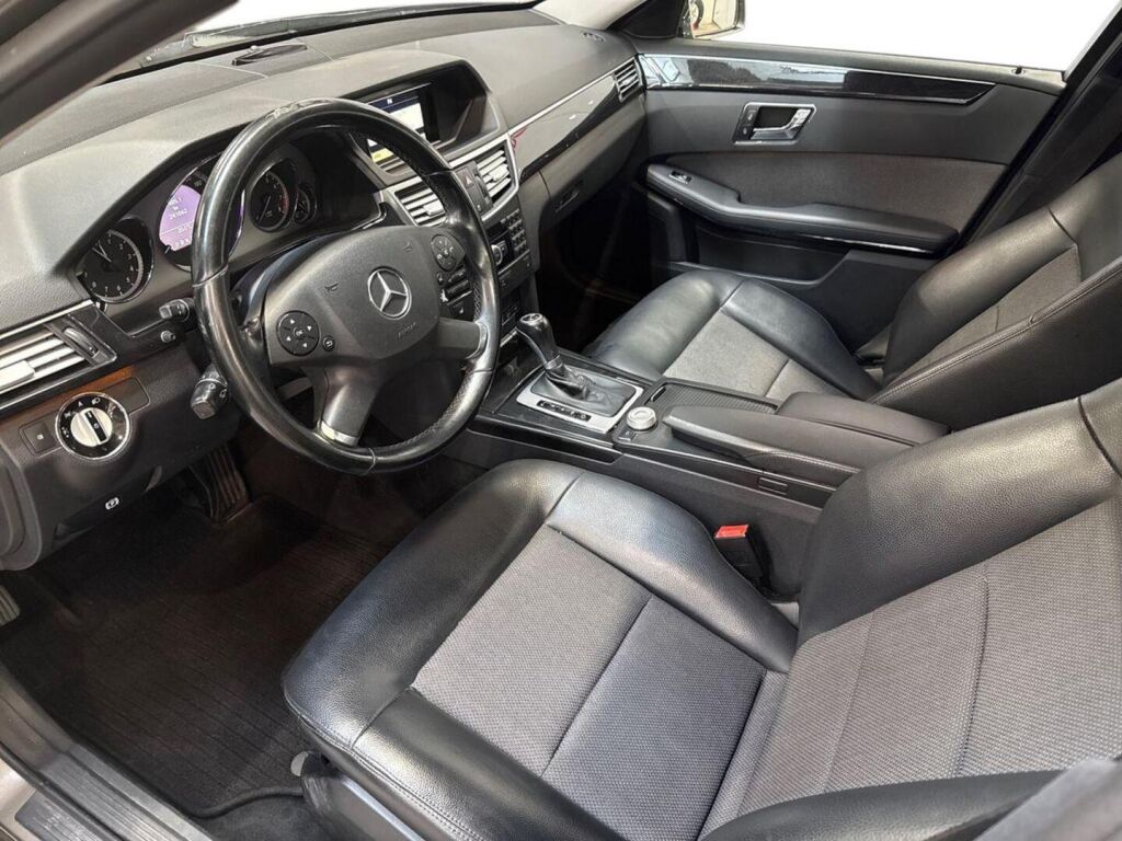 Mercedes-Benz E 2010 