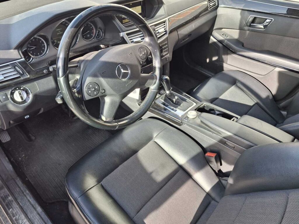 Mercedes-Benz E 2010 