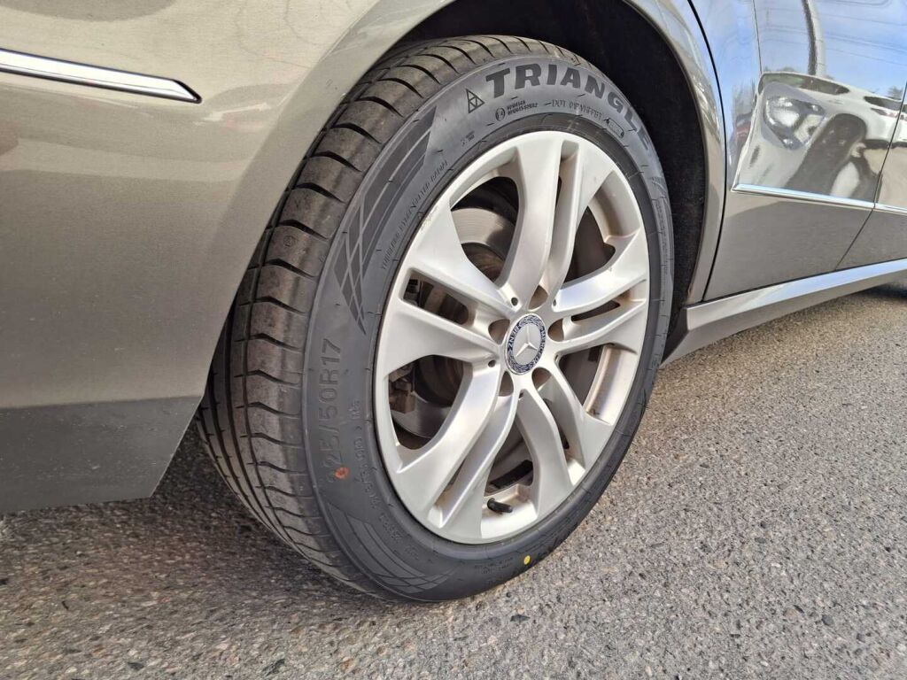 Mercedes-Benz E 2010 