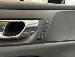 Volvo S60 2019 Musta