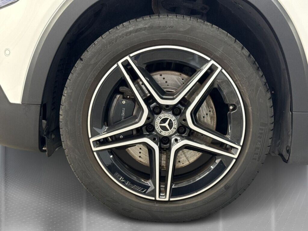 Mercedes-Benz GLB 2020 Valkoinen