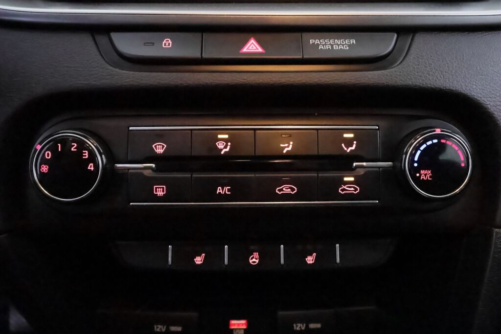 Kia Ceed 2019 Punainen