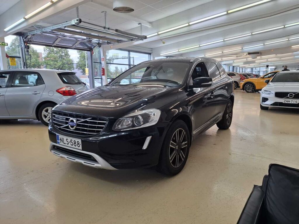 Volvo XC60 2016 Musta