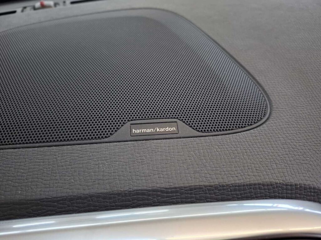 Volvo XC60 2016 Musta