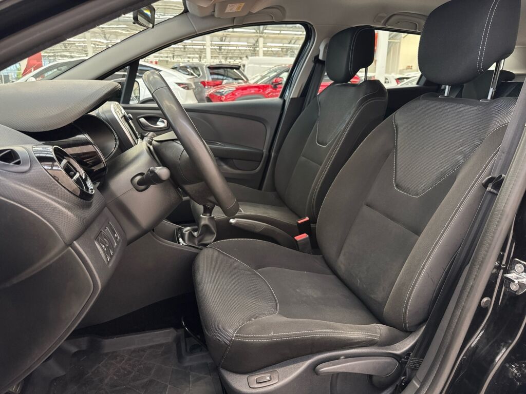 Renault Clio 2020 Musta