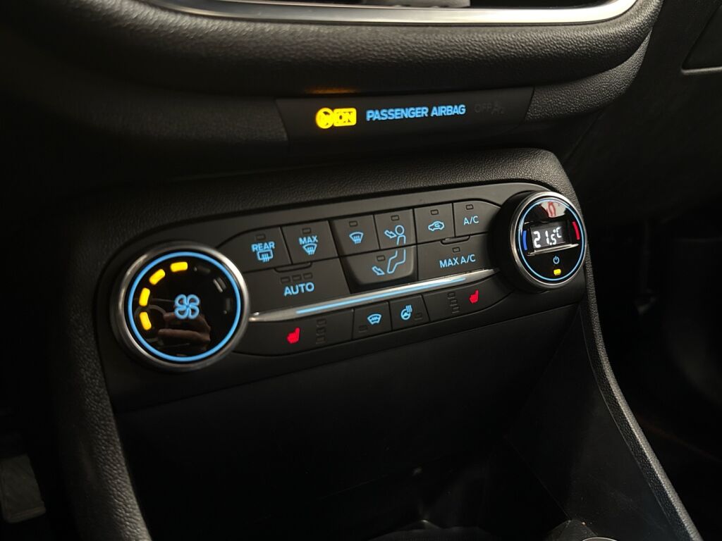 Ford Fiesta 2019 Punainen