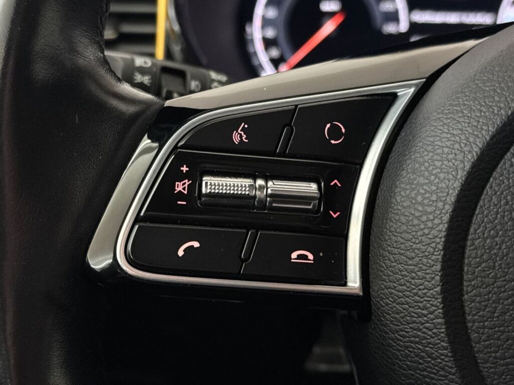 Kia XCeed 2019 Keltainen