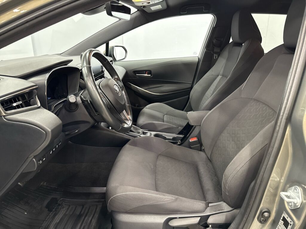 Toyota Corolla 2020 Ruskea (beige)