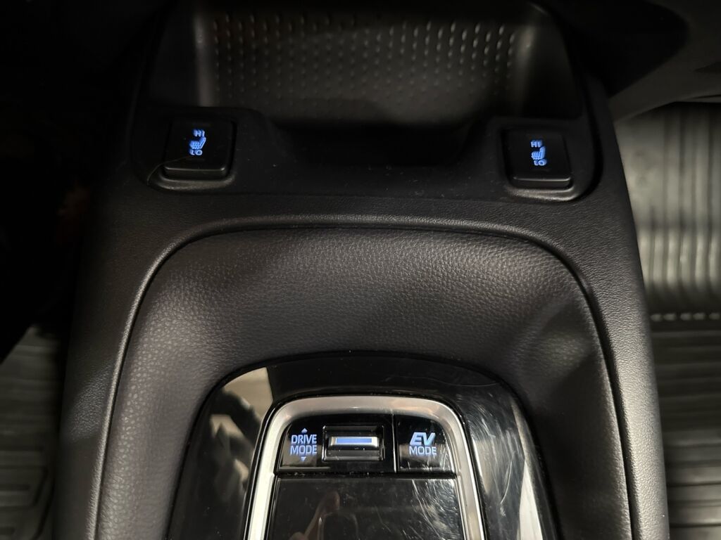 Toyota Corolla 2020 Ruskea (beige)