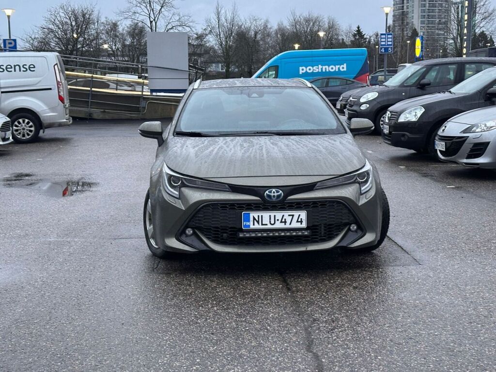 Toyota Corolla 2020 Ruskea (beige)