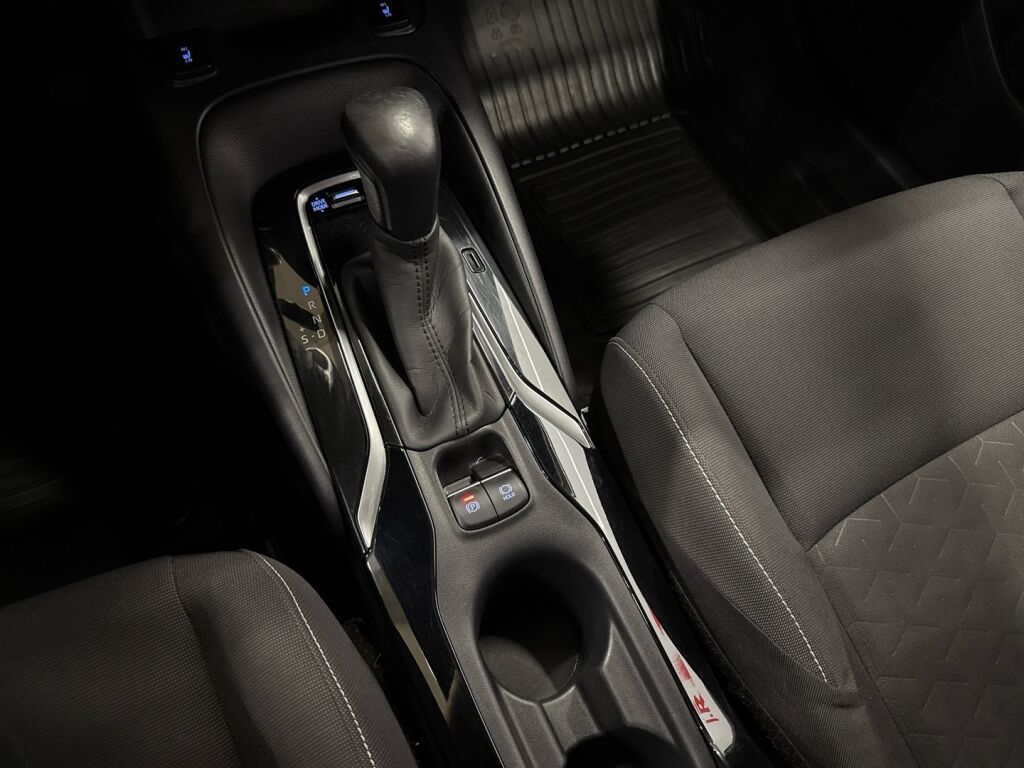 Toyota Corolla 2020 Ruskea (beige)