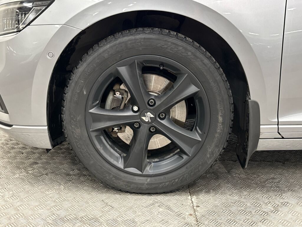 Volkswagen Passat 2019 Sininen