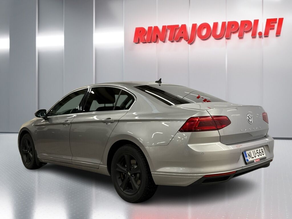 Volkswagen Passat 2019 Sininen