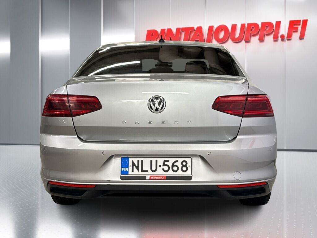 Volkswagen Passat 2019 Sininen