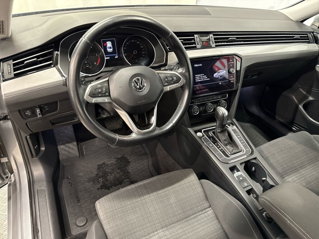 Volkswagen Passat 2019 Sininen
