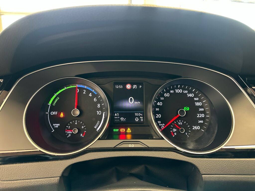 Volkswagen Passat 2020 Harmaa