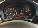 BMW 320 2012 Musta