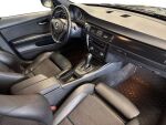 BMW 320 2012 Musta
