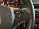 BMW 320 2012 Musta