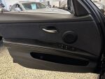 BMW 320 2012 Musta