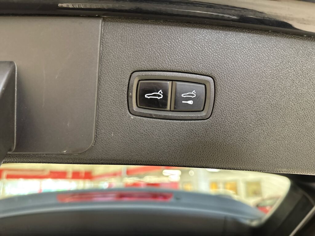 Porsche Cayenne 2019 Musta