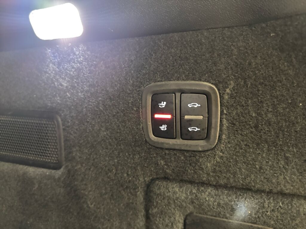 Porsche Cayenne 2019 Musta