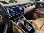 Porsche Cayenne 2019 Musta