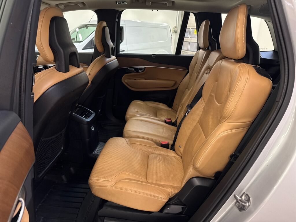 Volvo XC90 2015 Hopea