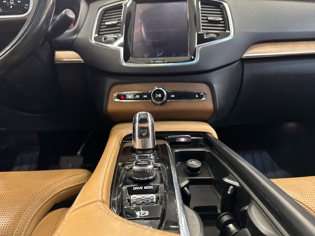 Volvo XC90 2015 Hopea